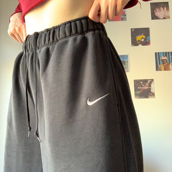 Nike Pants - Vintage Nike Sweats
